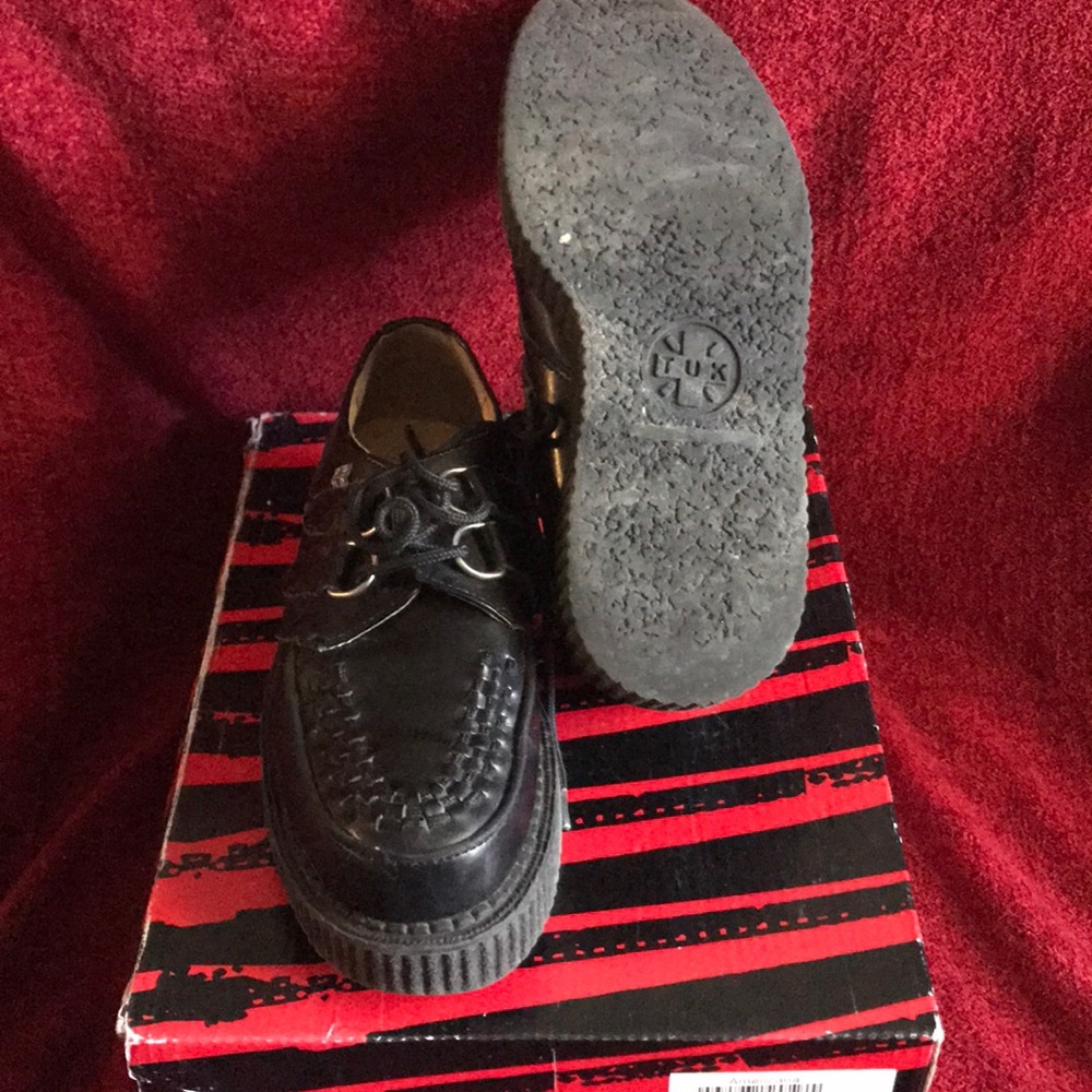 Genuine leather black creepers from T.U.K